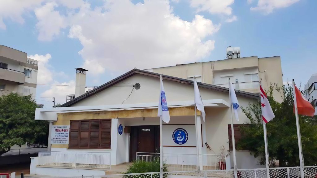 Memur-Sen'den iki devletli çözüm modeline destek