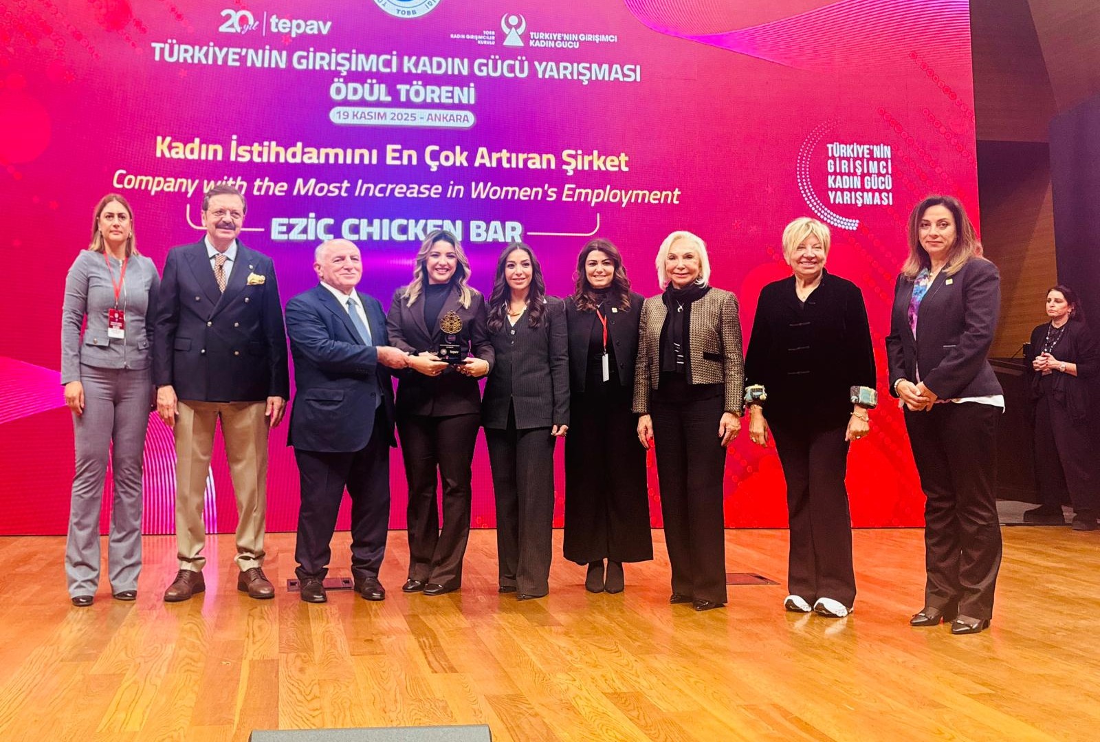 Türkiye’nin Girişimci Kadın Gücü Yarışması’nda KKTC’den üç iş kadınına ödül