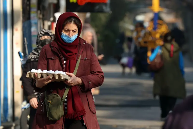 İran'da protestoların 12. günü: Bazı kentlerde silahlı çatışmalar yaşanıyor