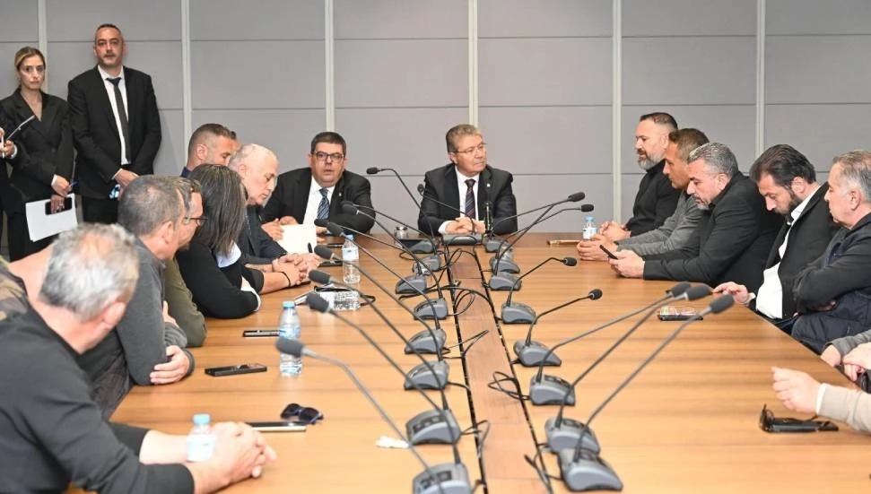 Ünal Üstel: Hükümetimizin murat ettiği maaşlardan tasarruf değildir