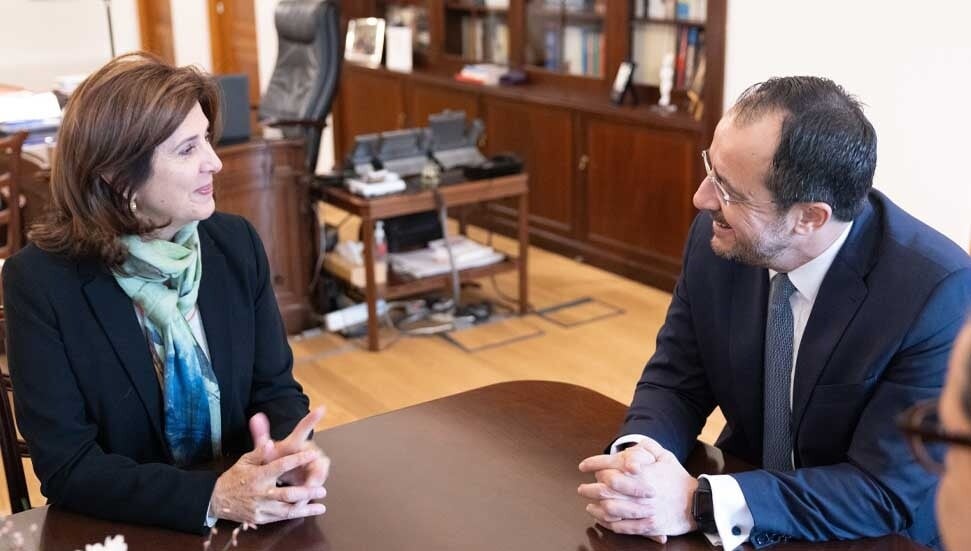 Holguin-Hristodulidis görüşmesi bugün...