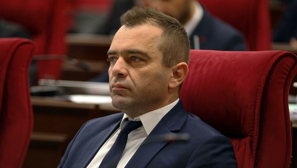 “Toplumun geleceğine atılmaya çalışılan bir dinamit”