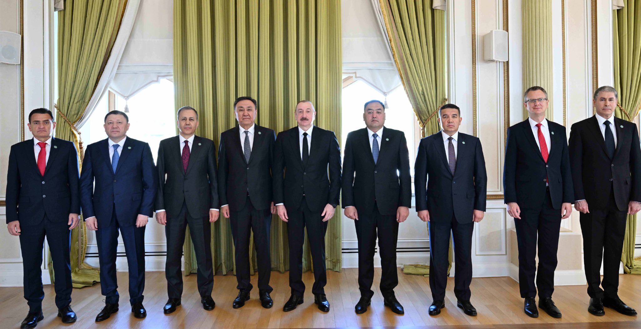 Aliyev, Dursun Oğuz’u kabul etti