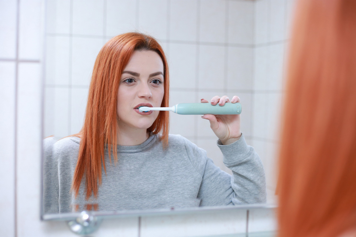 Diş Taşı Nasıl Önlenebilir? 7 Doğal Çözüm