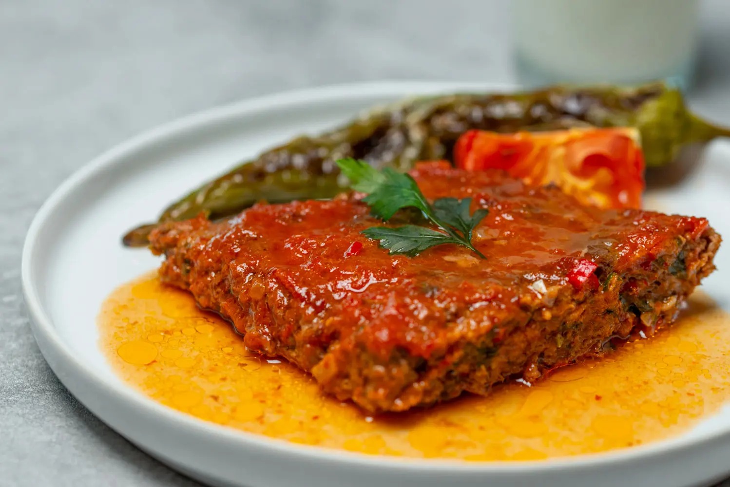 Fırından çıkan enfes lezzet: Tepsi kebabı