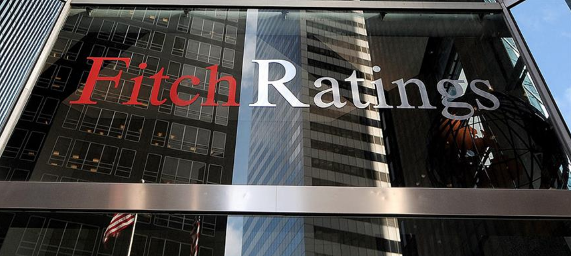 Fitch Türkiye'nin kredi notu görünümünü pozitife çevirdi