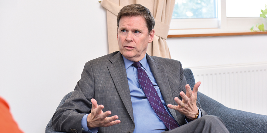 Stewart: Her iki liderlikte de çözüm isteği yok