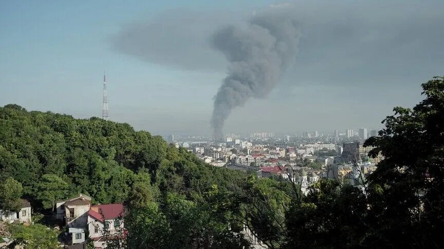 Rusya'nın Kiev saldırıları yeniden başladı: İki kişi öldü
