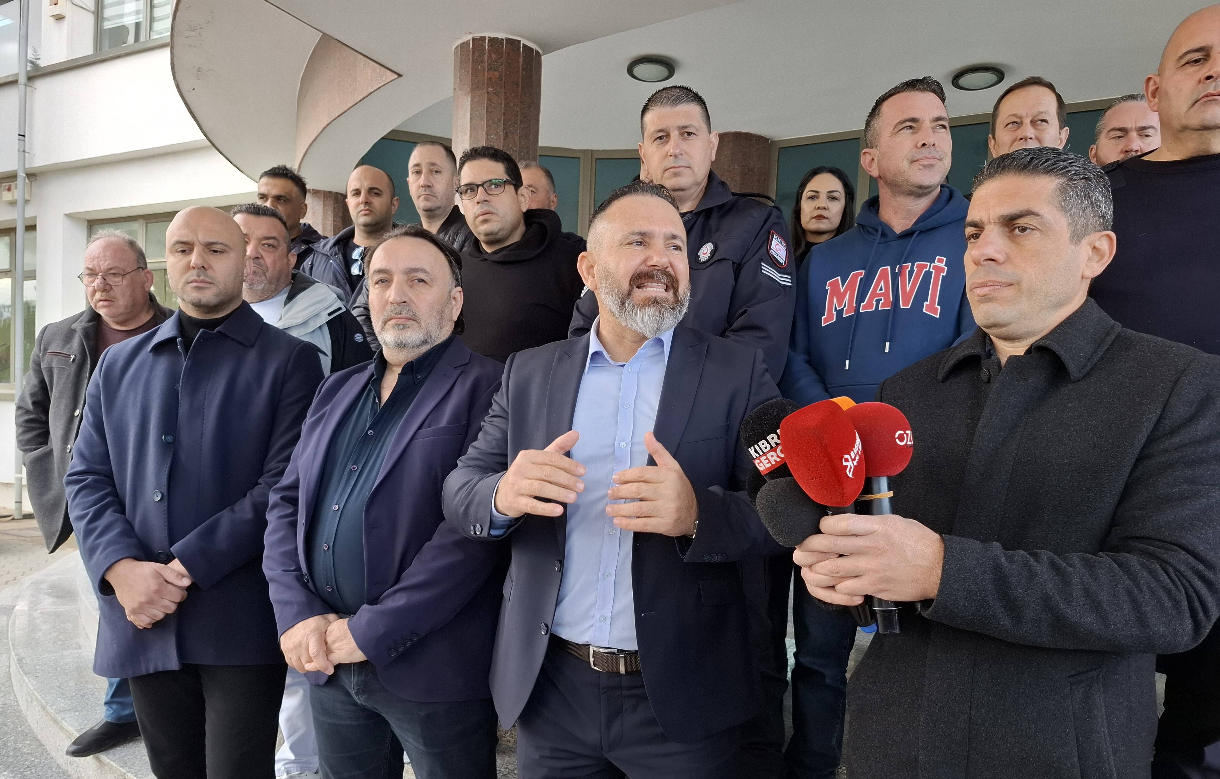 Sendikalar cezaevine dışarıdan atama yapılmasını öngören yasa değişikliğine karşı çıktı…