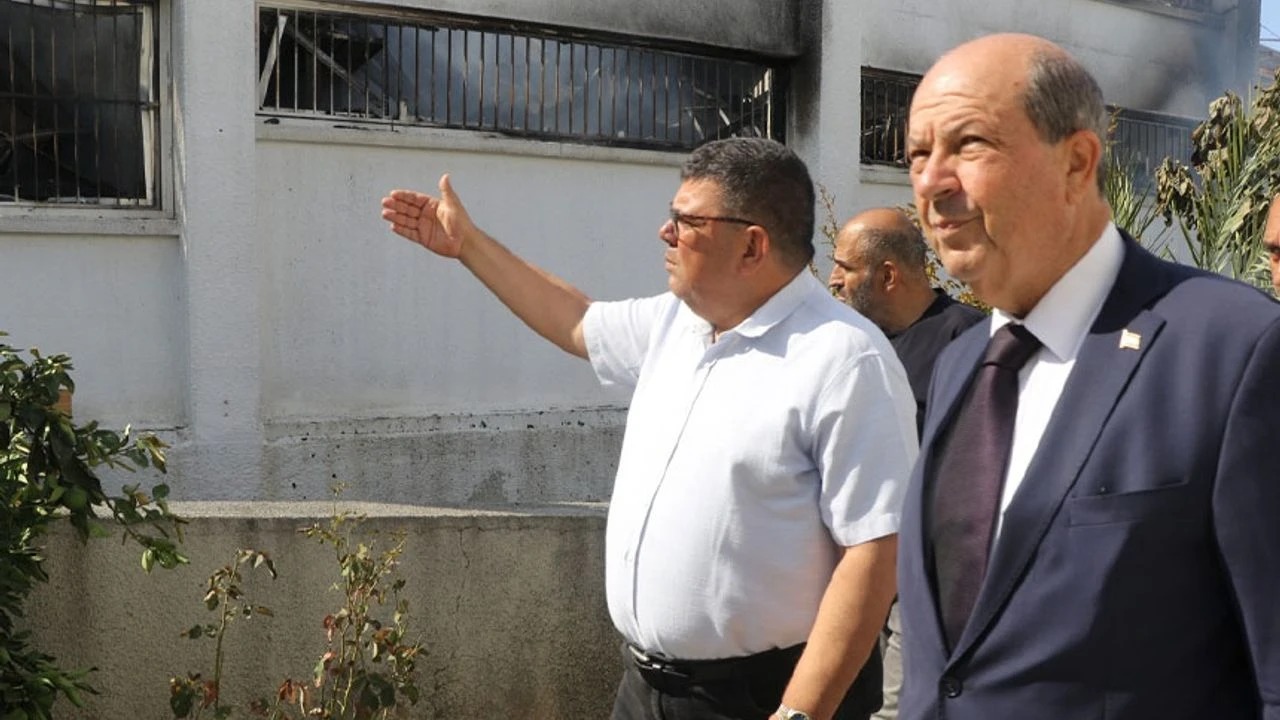 Berova: Yanan bölümün bir kısmında imha edilmek üzere depolanan kaçak mallar vardı