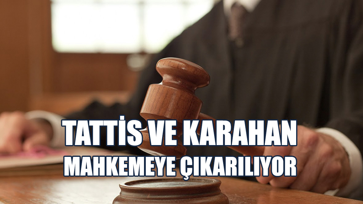 1 Ekim Resmi Geçit Töreninde Pankart Asmaya Çalışmışlardı