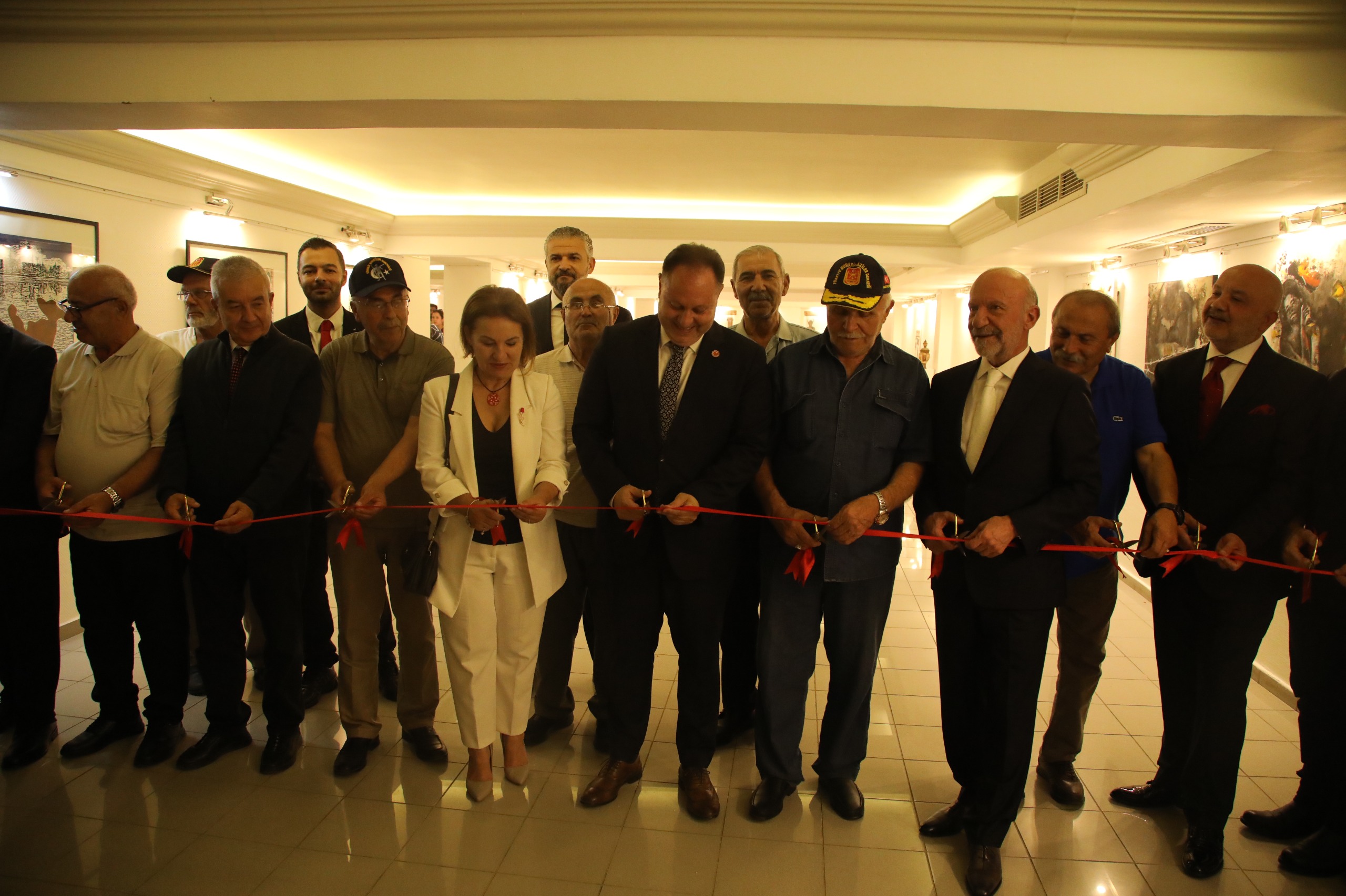 Öztürkler: Sanat bir milletin geçmişine saygısı geleceğine inancıdır