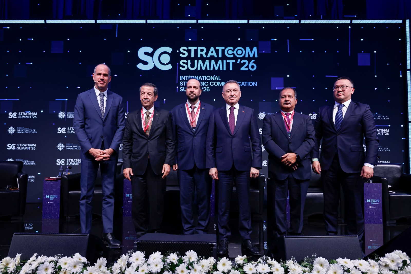 Ertuğruloğlu: Çok şanslıyız, ana vatanımız Türkiye bizim yanımızda