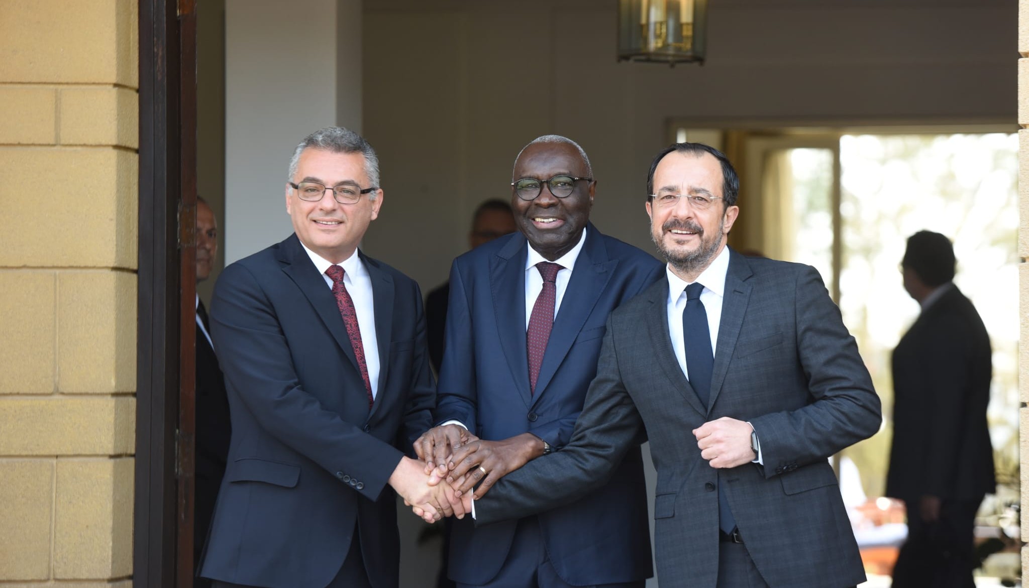 Liderler yarın bir araya geliyor...