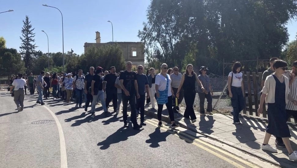 Kimliksizler Derneği, vatandaşlık hakkı için Güney’de eylem yaptı