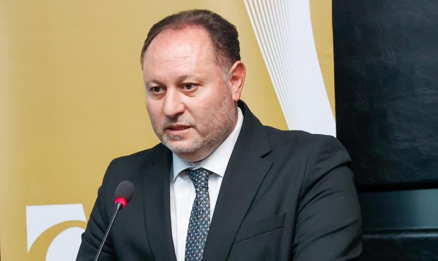 Öztürkler: Rumlar hukuki zeminden uzak, siyasi bir manipülasyon içerisinde