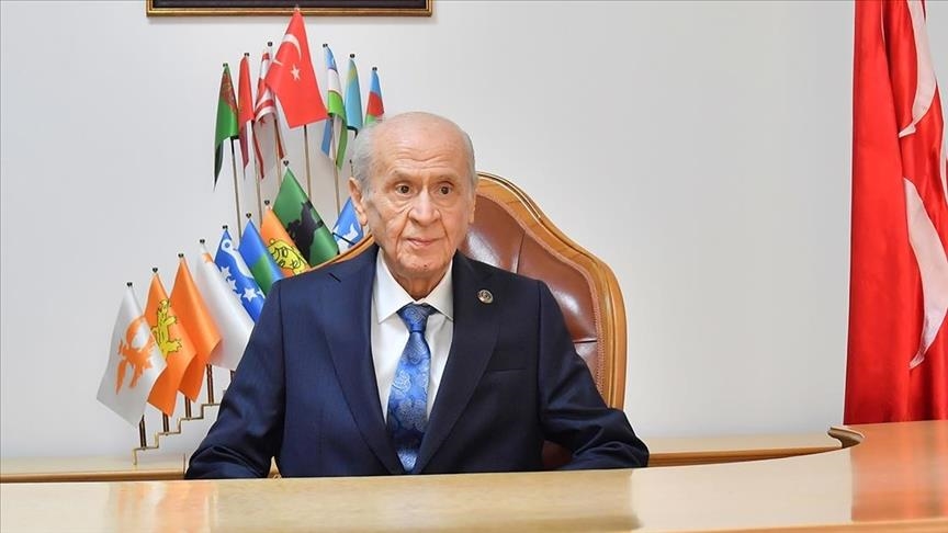 Bahçeli: Cumhurbaşkanının yolundan caymaya hakkı yoktur