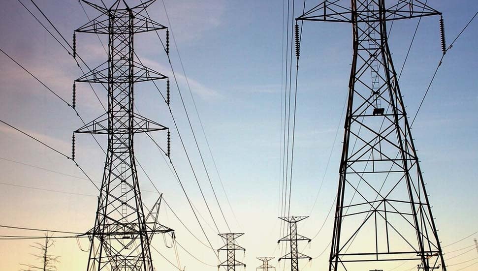 Güney Kıbrıs’ta elektrik kesintilerine geçici çözüm aranıyor
