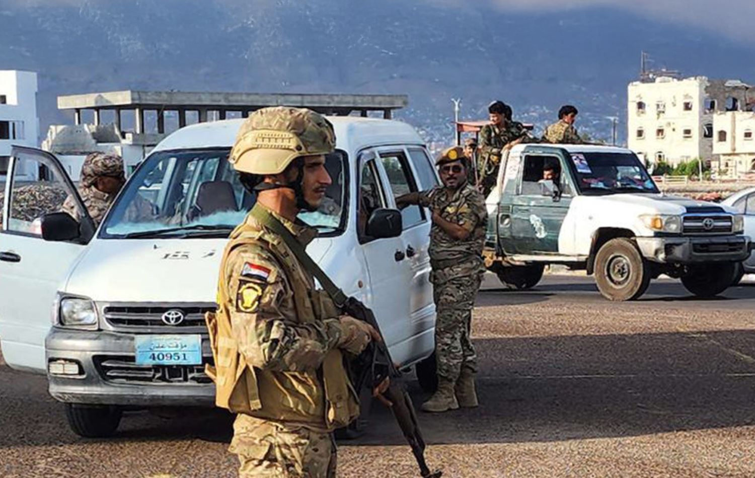 Yemen'de 90 gün süreyle OHAL ilan edildi