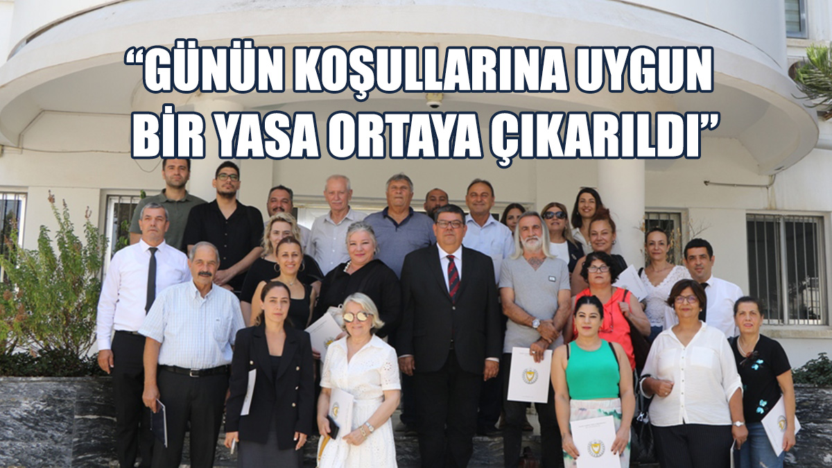 Tasdik Memurlarına Yeni Yasal Düzenlemeye Göre Belgeleri Verildi