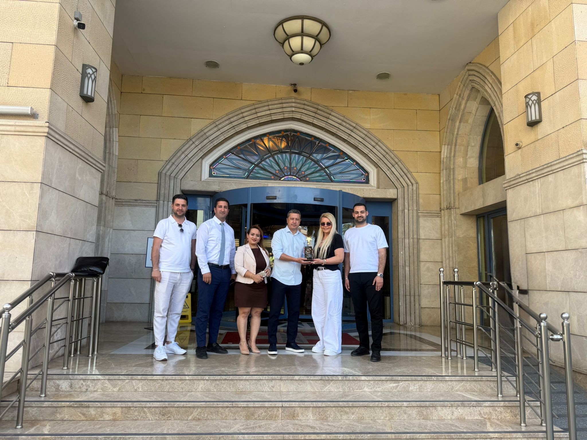 Merit Lefkoşa Otel’e TatilBudur’dan “Parlayan Yıldız Memnuniyet Başarı Ödülü”