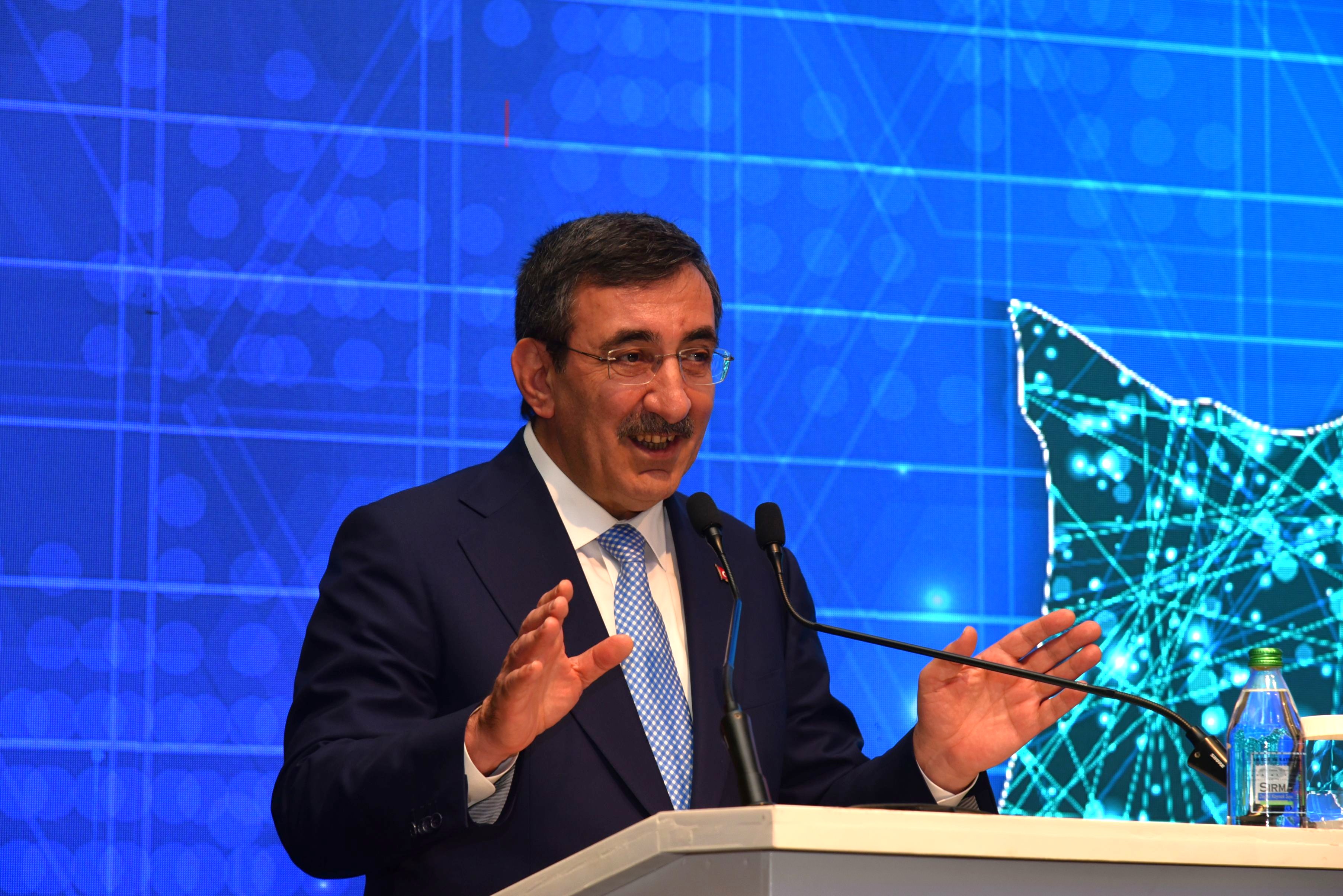 Yılmaz: KKTC’yi dünyaya son teknolojilerle açacağız