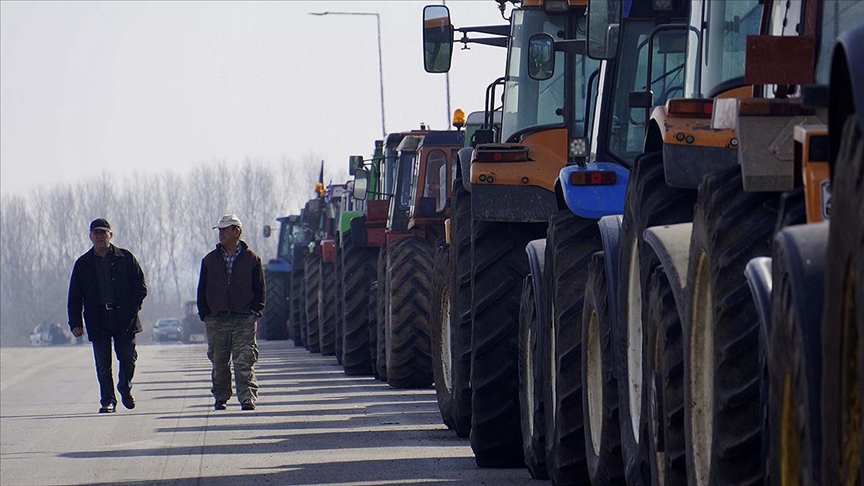 Yunanistan'da çiftçiler ülke genelinde eylem kararı aldı