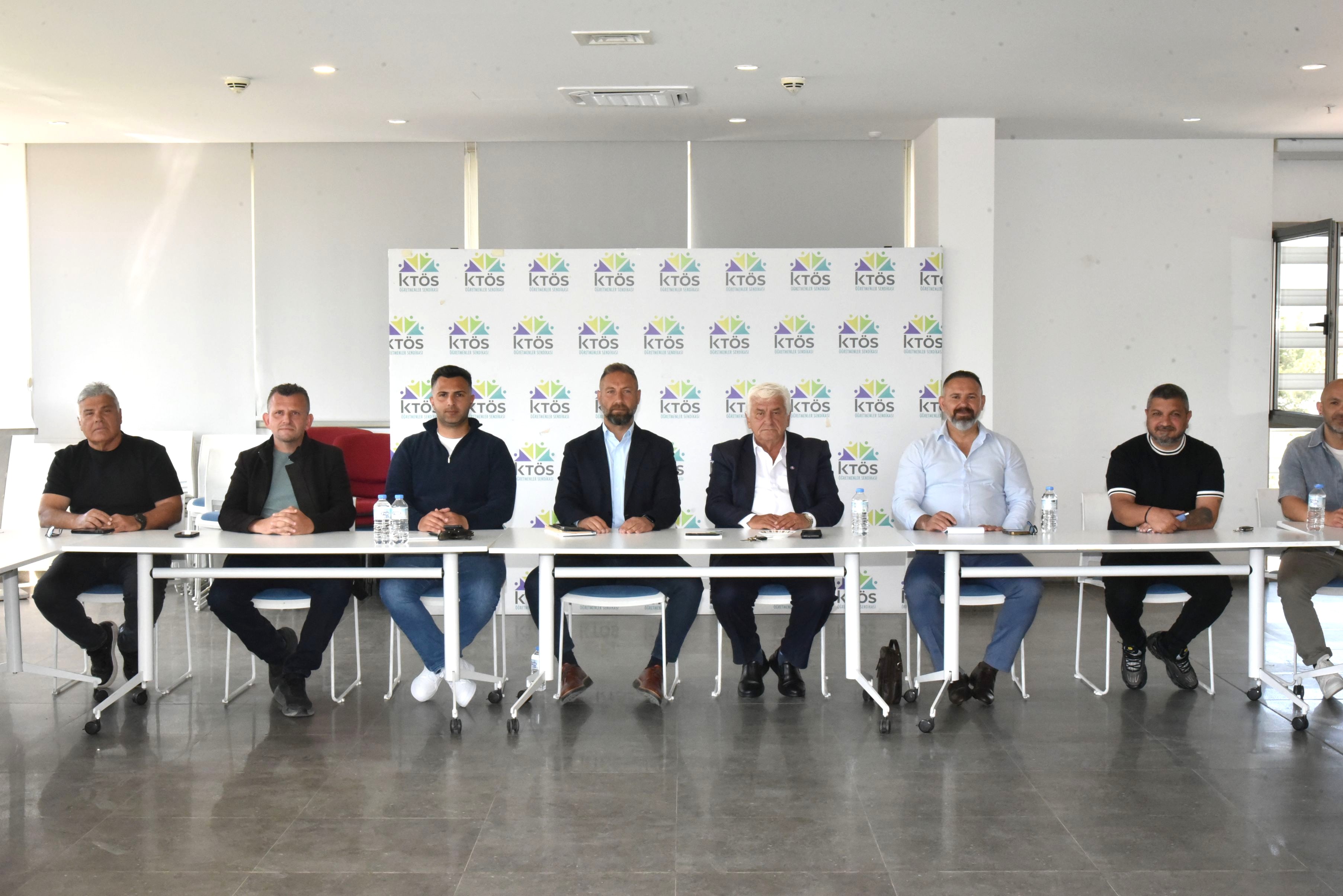 Sendikalardan açıklama: Kararlarımız net, yasa tasarısı geri çekilene kadar mücadele devam edecek