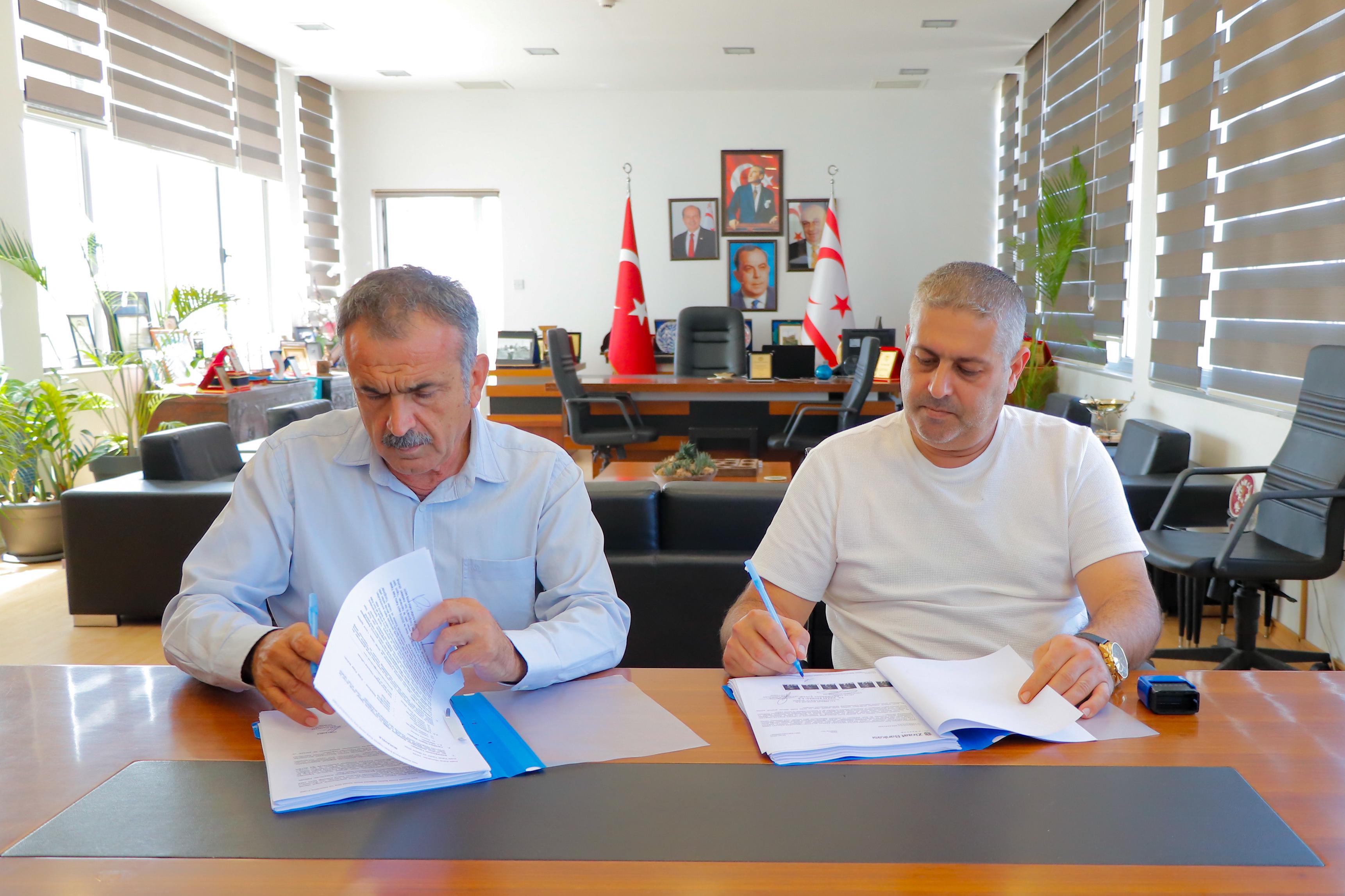 Gazimağusa Sanayi Bölgesi’nde yol genişletme ve kavşak düzenlemesi için protokol imzalandı