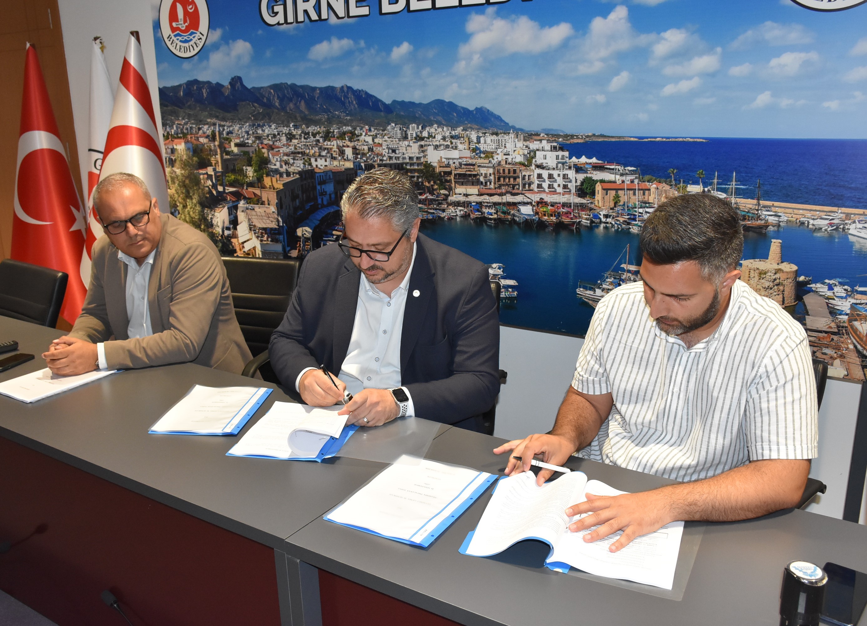 Girne Belediyesi ile Dev-İş arasında toplu iş sözleşmesi imzalandı