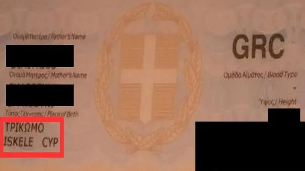 Yunananistan, doğum yerine ‘İskele’ yazılan kimliği iptal etti
