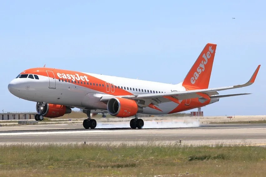 easyJet, Kıbrıs-İngiltere uçuşlarını Perşembe’ye kadar iptal etti