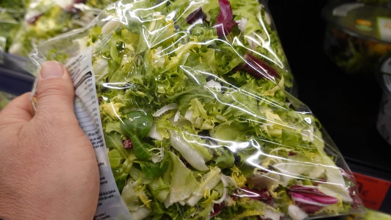 Paketli salatalarla ilgili endişe yaratan uyarı: Uzak durun