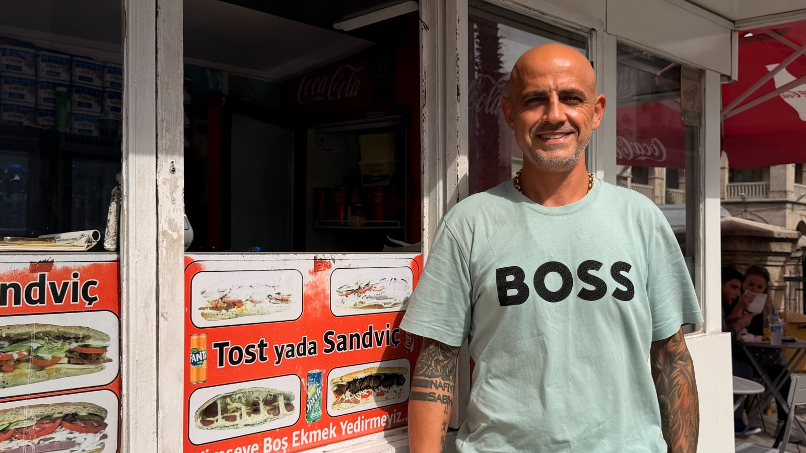 Bir hayalle başladı… Girne’nin Tostçu Murat’ı oldu