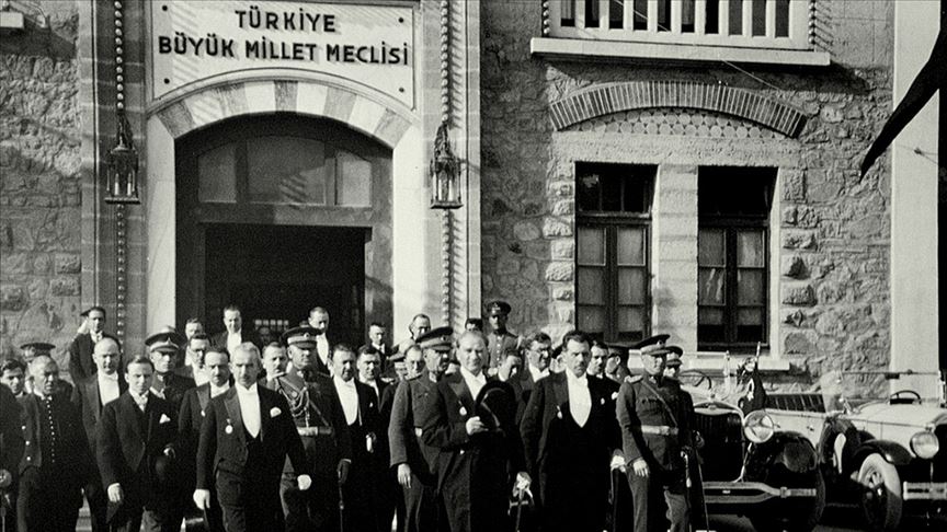 Milli iradenin simgesi TBMM, 105 yaşında