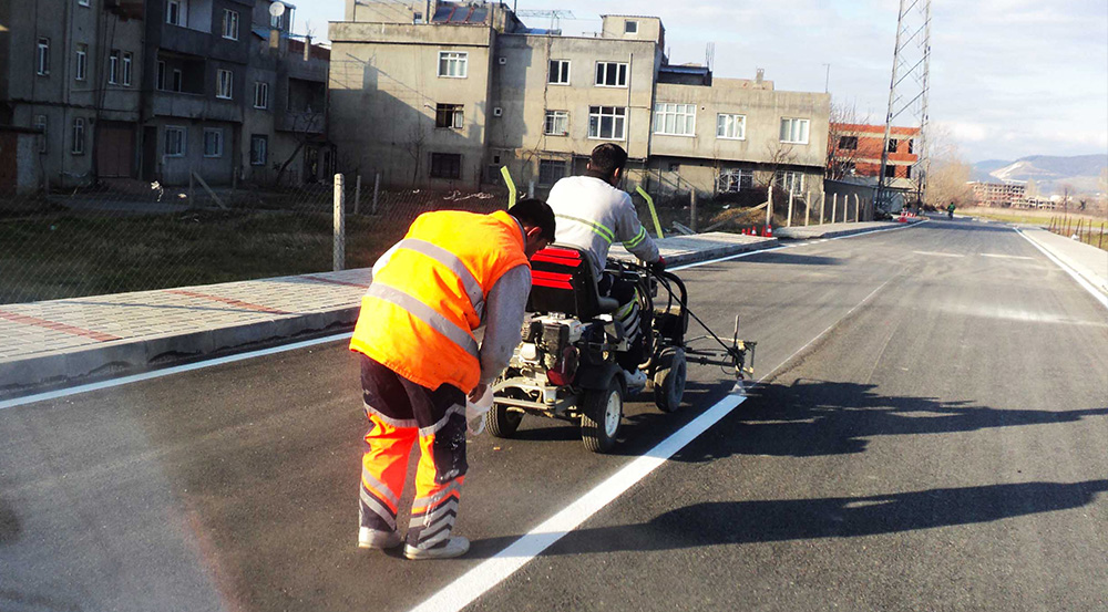 Lefkoşa-Girne yolu ile Kuzey Çevre Yolunda yol çizgi boyası yapılacak