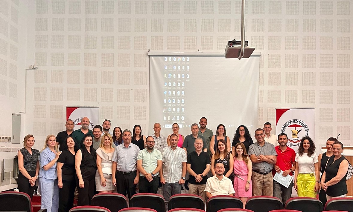 Büro-İş Sendikası’ndan “İş Yaşamı, Sınırlar ve Mobbing” eğitimi