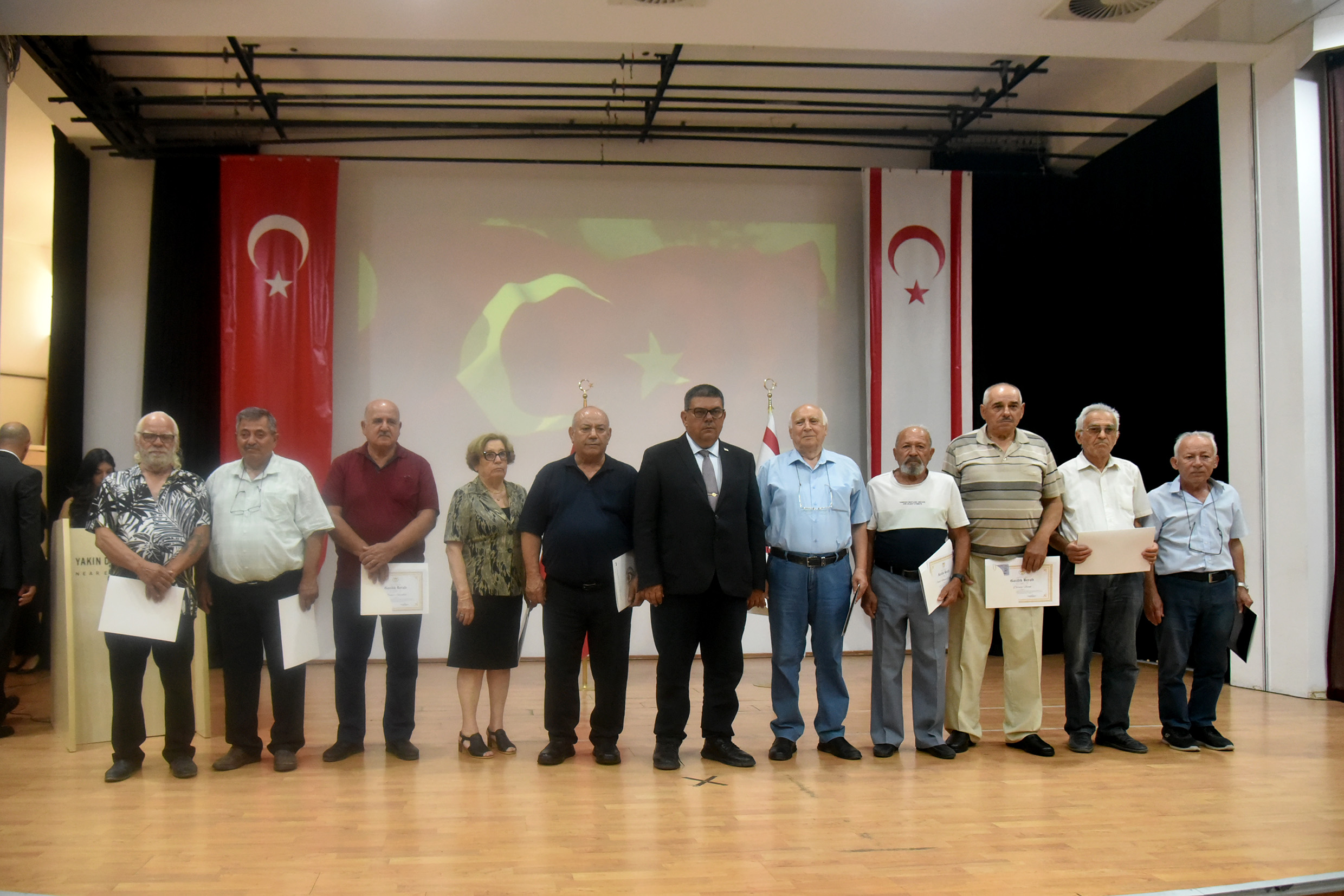 100 hak sahibine daha Gazilik Beratı ve Gazi Kartı verildi