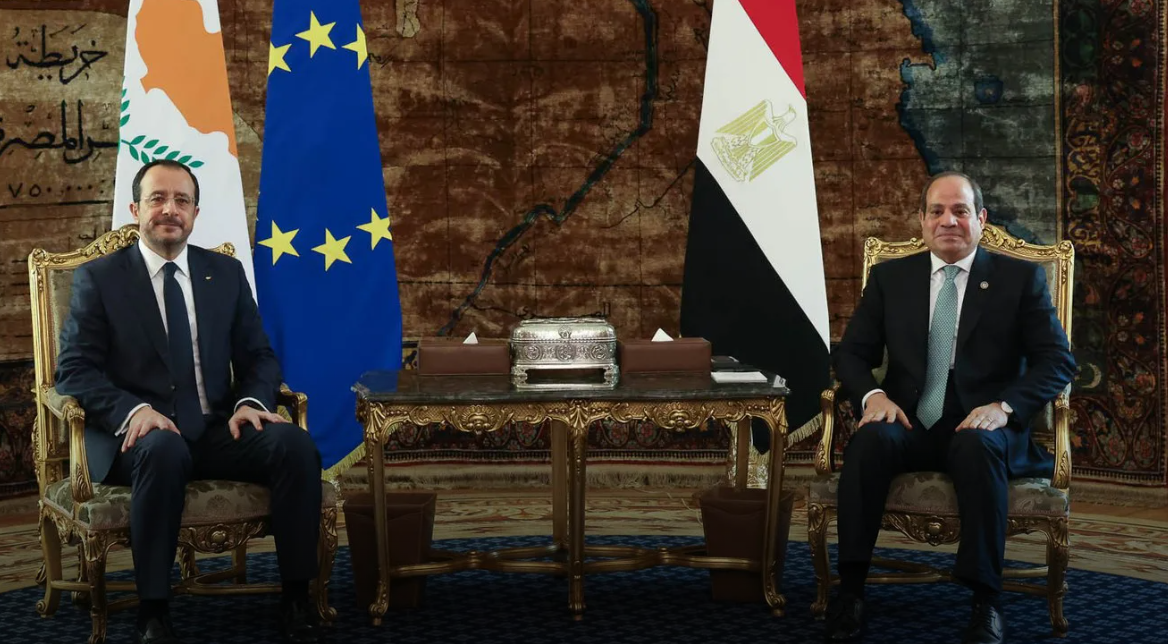 Hristodulidis ile Sisi Mısır’da bir araya geldi