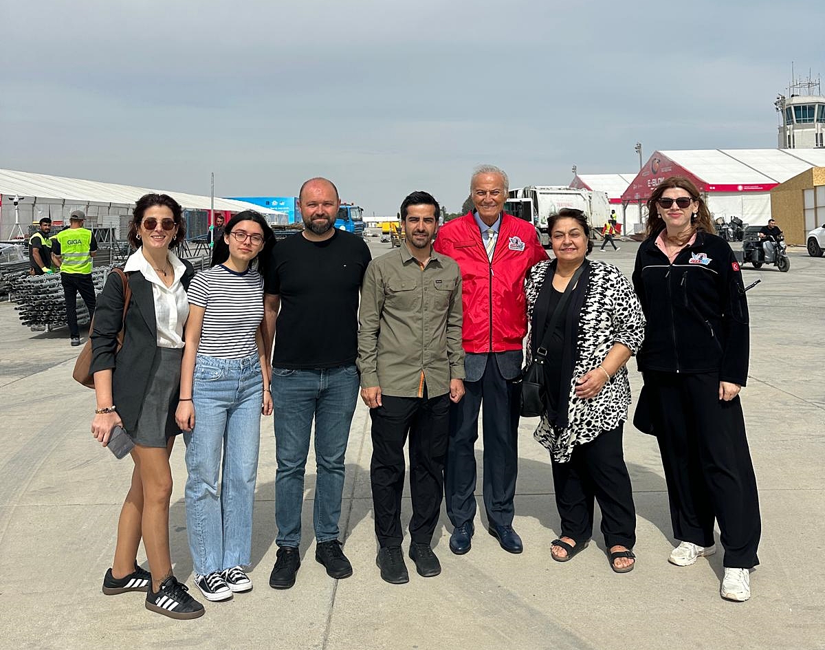 Ediz Hun, “Teknofest'25 KKTC” alanını ziyaret etti
