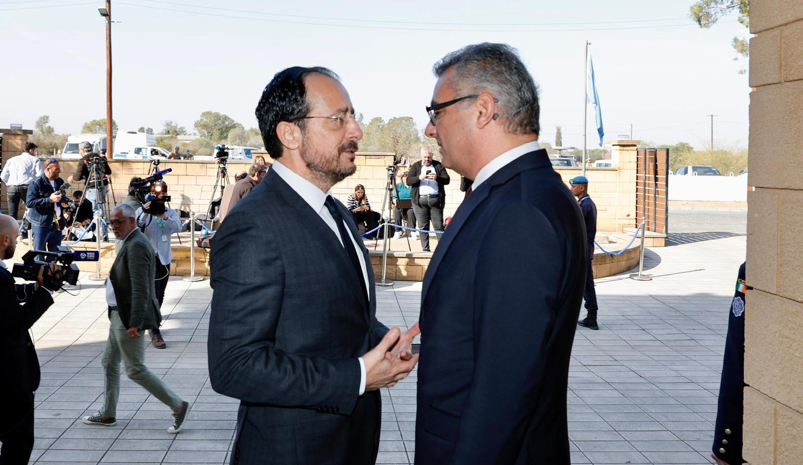 Rum tarafı müzakerelerde Kıbrıs sorununun özünü tartışmak istiyor