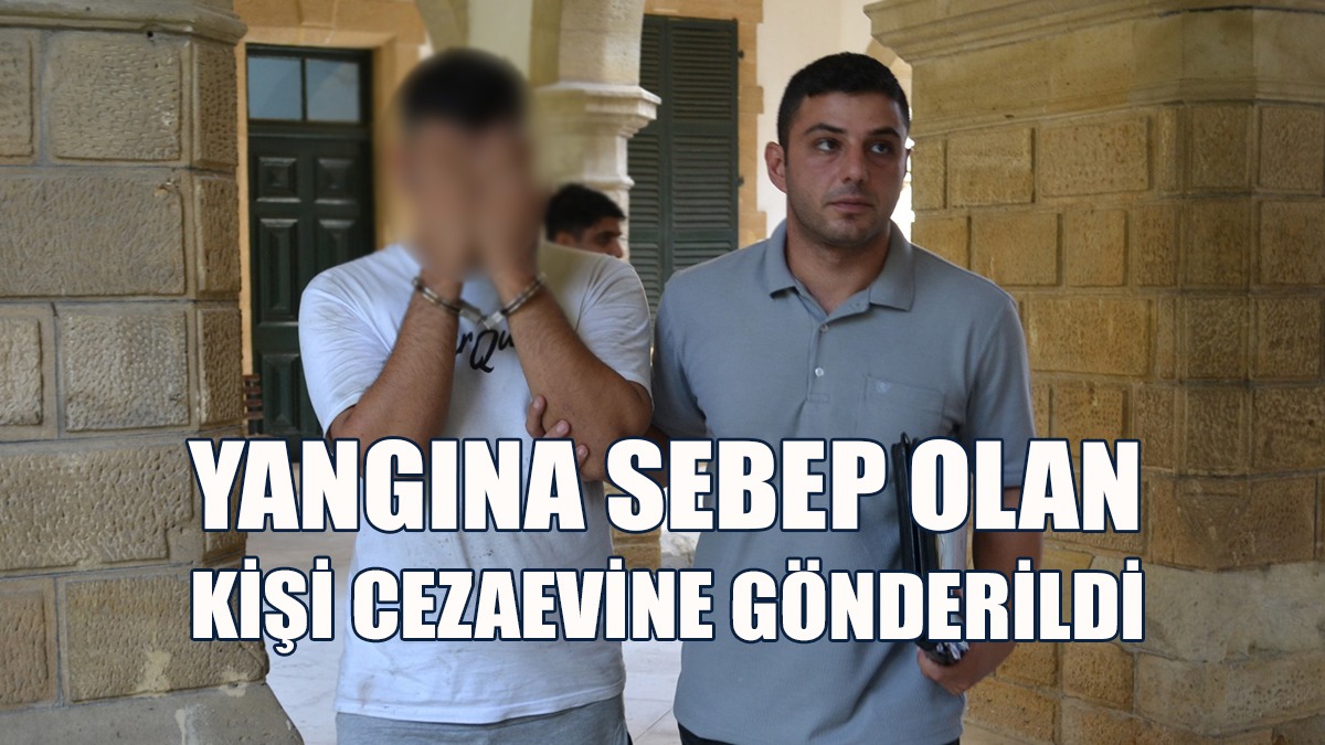 İzmaritini Kartonların Üzerine Attı