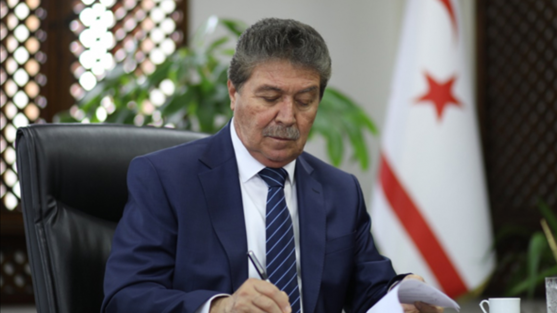 Üstel'i büyük bir kalabalık karşılayacak