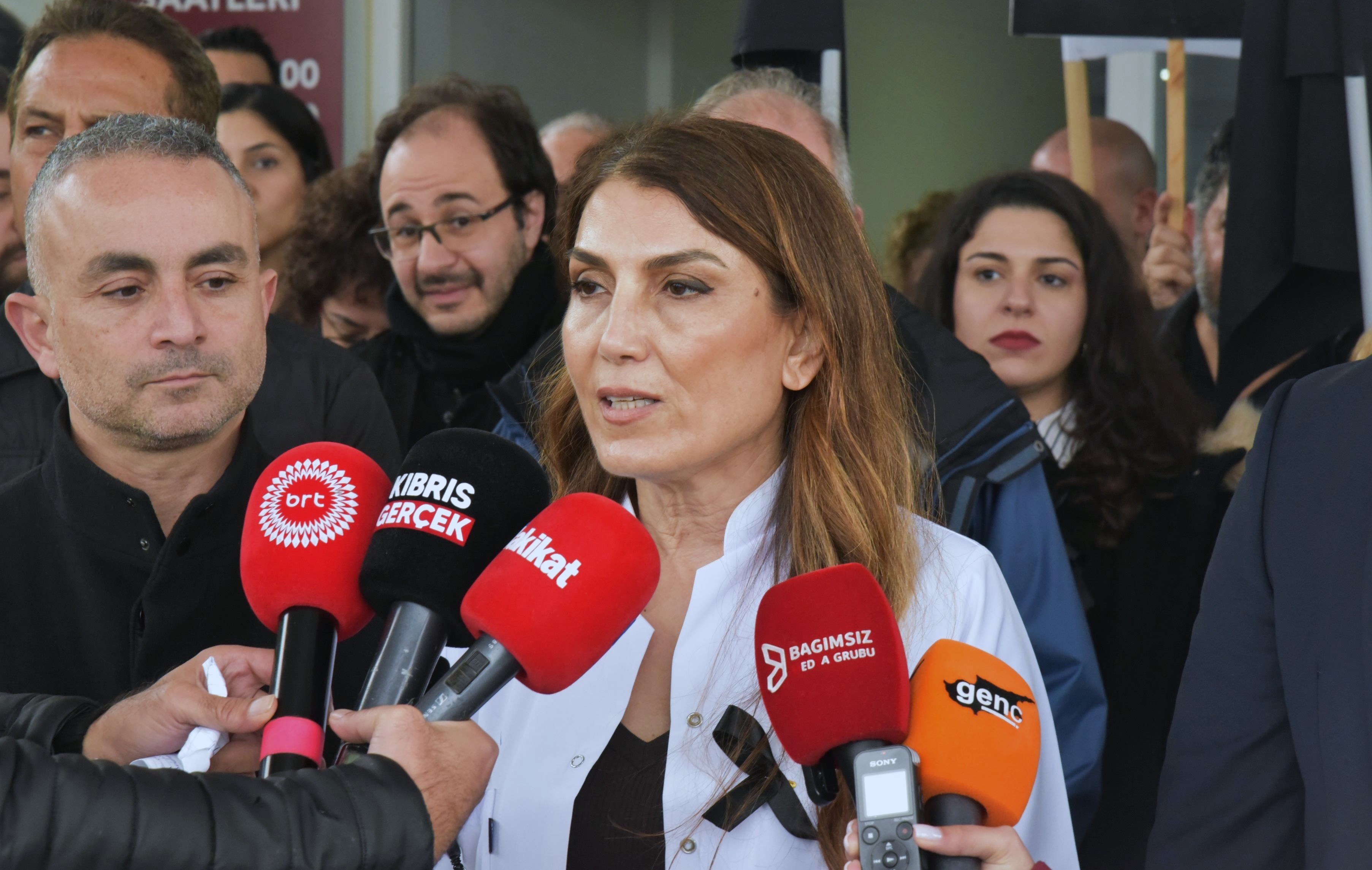 “Hastane ve sağlık merkezlerimizde normal hizmete dönülmüştür”