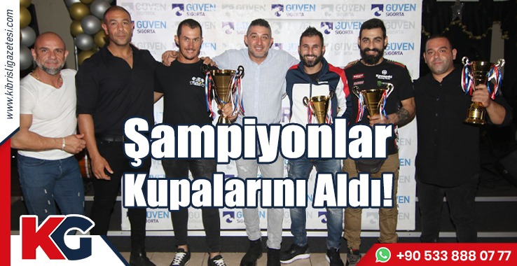 Şampiyonlar Kupalarını Aldı!