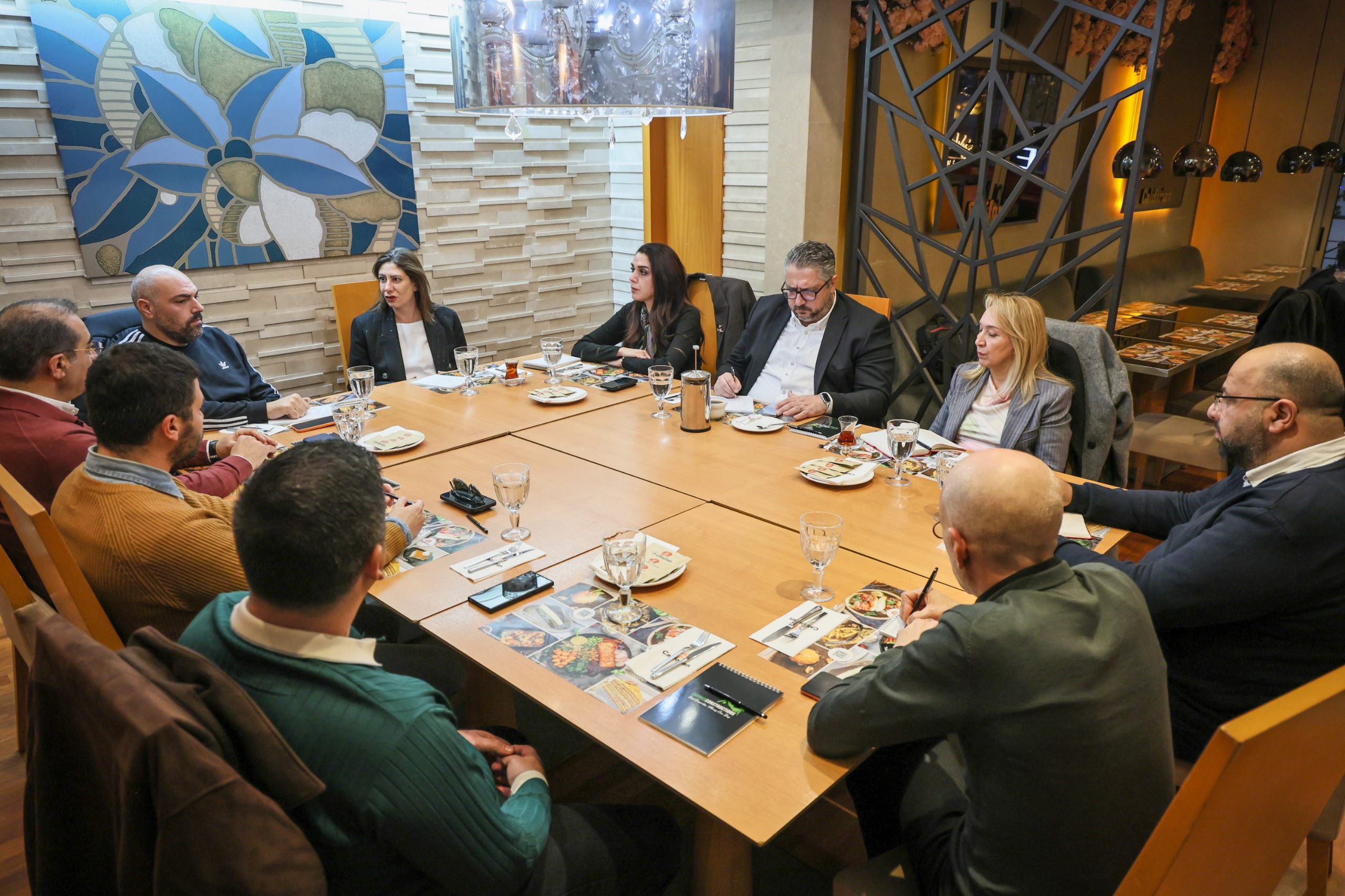 CTP, Restorancılar Birliği yönetimiyle görüştü