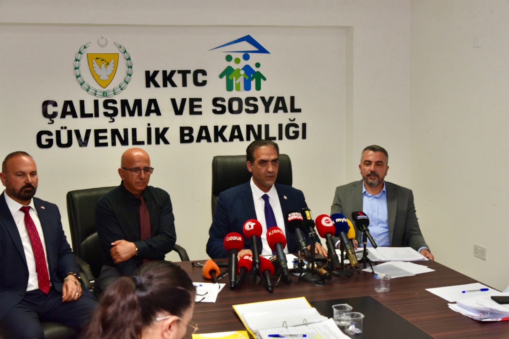 Komisyon toplandı: Gözler yeni asgari ücrette…