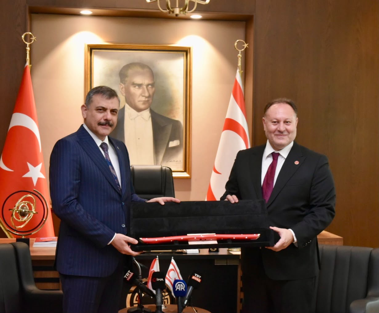 Öztürkler, TC İçişleri Bakanı Çiftçi’yi kabul etti
