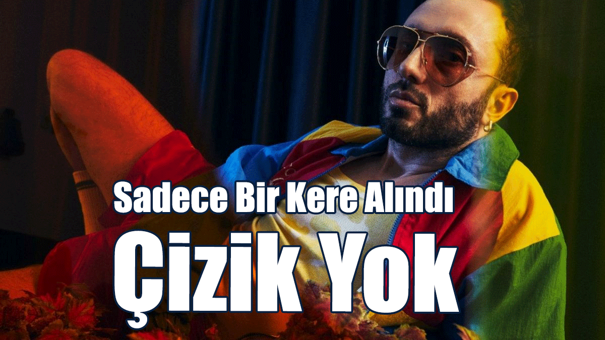 Mabel Matiz Altın Kelebek Ödülünü Satışa Çıkardı