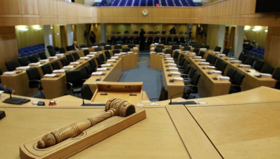 Güney'de toplantı ve gösteri yürüyüşü yasası oyçokluğuyla geçti…